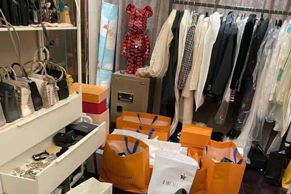 本溪平山区回收一线品牌衣服